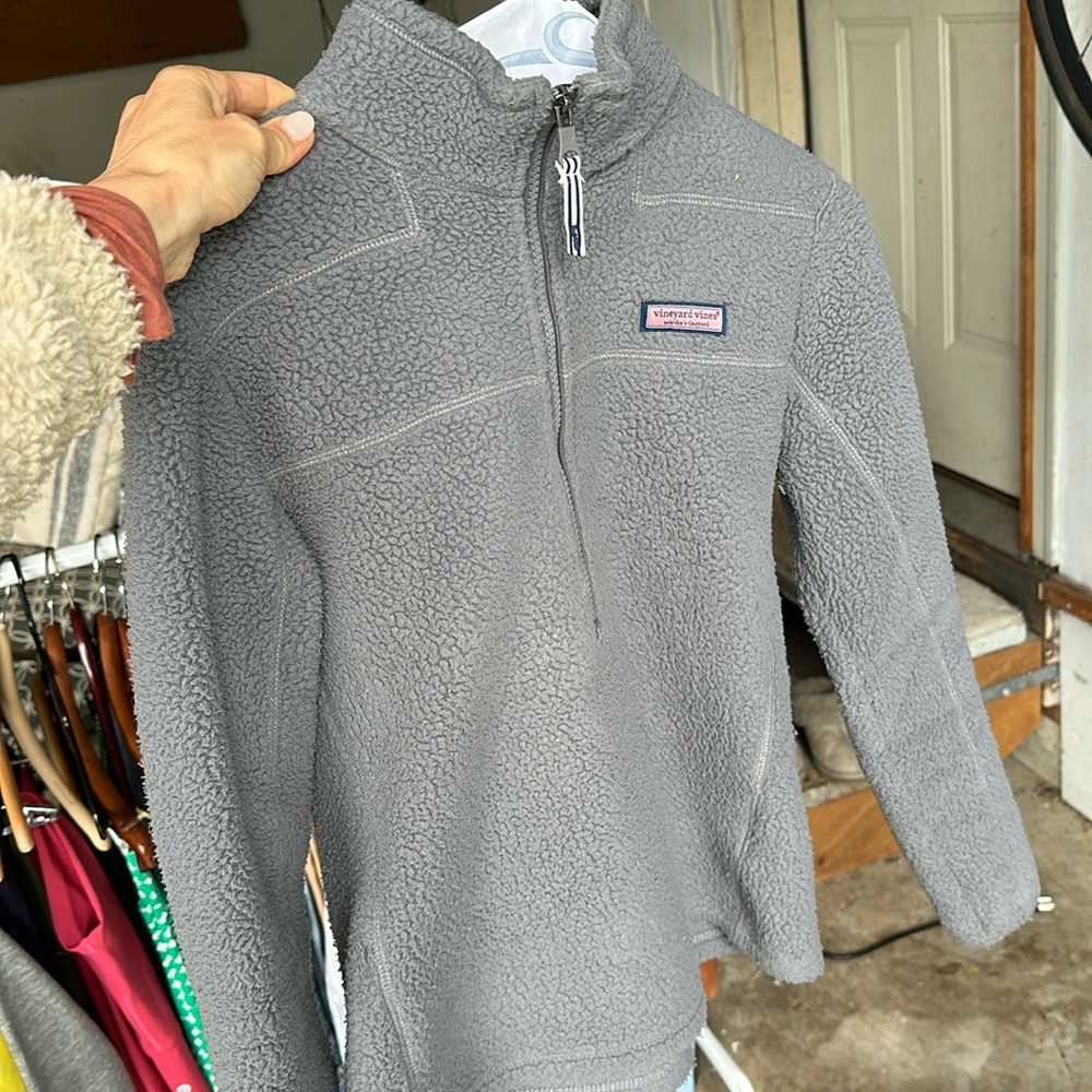Vineyard vines